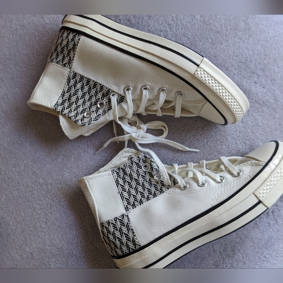 Pattern Block Converse - Picture 2 of 11